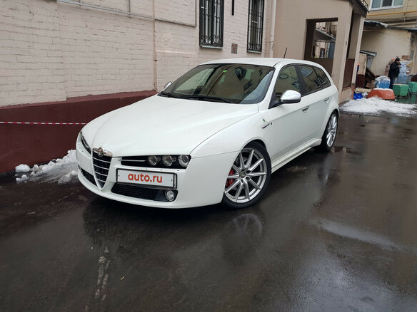 2008 Alfa Romeo 159, белый - вид 14