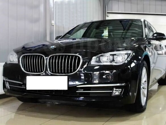 2013 BMW 7 серии Long 750Li xDrive V (F01/F02/F04) Рестайлинг, чёрный, 2350000 рублей