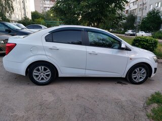 2013 Chevrolet Aveo II, белый, 790000 рублей, вид 2