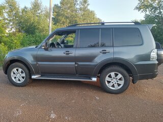2012 Mitsubishi Pajero IV Рестайлинг 1, серый, 2150000 рублей, вид 4