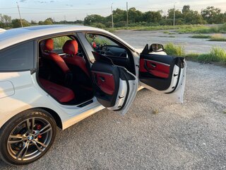 2016 BMW 3 серии Gran Turismo 330i xDrive VI (F3x) Рестайлинг, белый, 2500000 рублей, вид 5