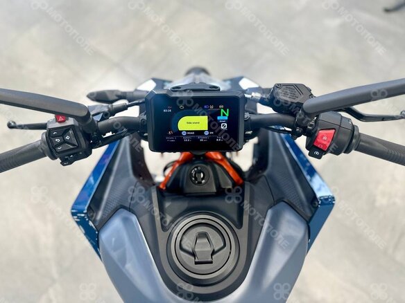 2026 KTM 390 Duke, синий, 699000 рублей - вид 13