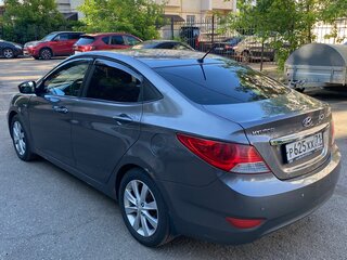 2011 Hyundai Solaris I, серый, 850000 рублей, вид 5