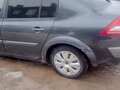 2006 Renault Megane II Рестайлинг, серый, 400000 рублей - вид 4