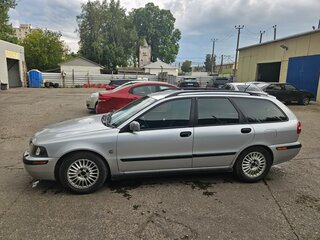 2000 Volvo V40 I Рестайлинг, серебристый, 230000 рублей, вид 5