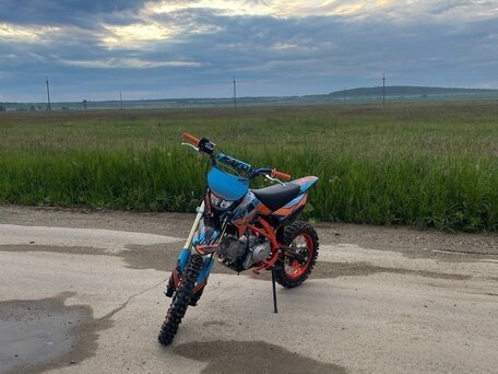 2023 Kayo Evolution YX140EM, синий, 85000 рублей, вид 4