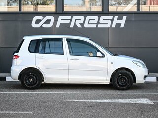 2006 Mazda Demio II (DY) Рестайлинг, белый, 499000 рублей, вид 5