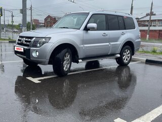 2010 Mitsubishi Pajero IV, серебристый, 1500000 рублей, вид 2