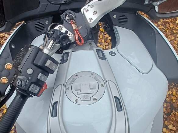 2009 BMW R 1200 RT, белый, 750000 рублей - вид 1