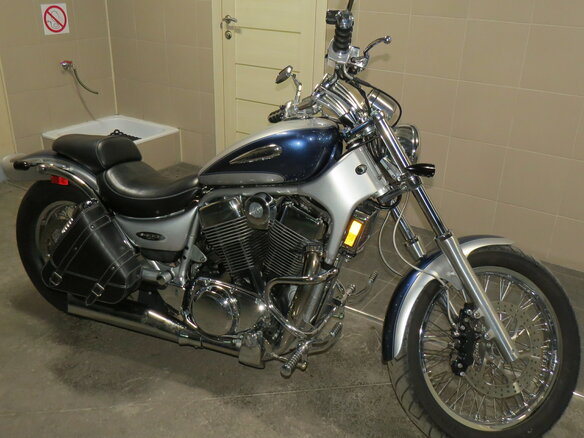 2003 Suzuki Intruder VS 1400, голубой