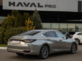 2025 Lexus ES 200 VII Рестайлинг 2, золотистый, 5830000 рублей - вид 3