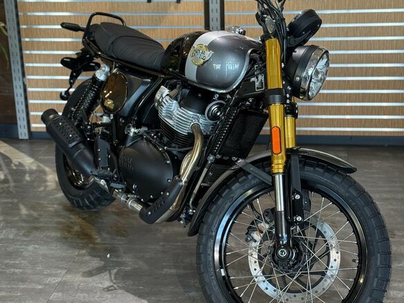 2026 Royal Enfield Bear 650, чёрный, 737000 рублей - вид 15