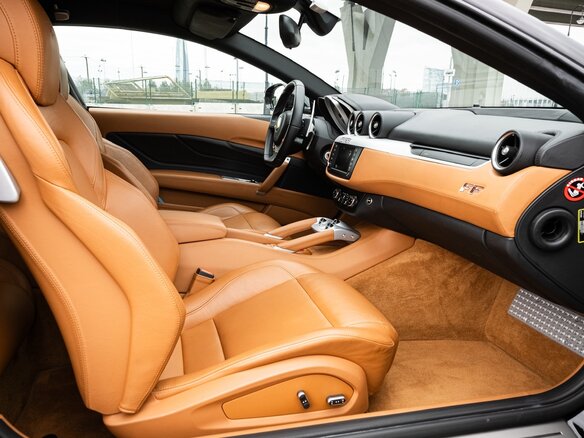 2011 Ferrari FF, чёрный - вид 15
