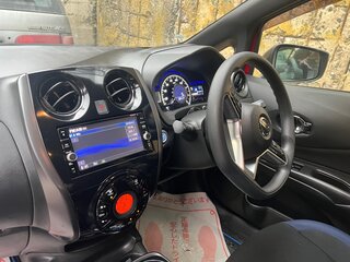 2018 Nissan Note e-Power II Рестайлинг, красный, 1520000 рублей, вид 5