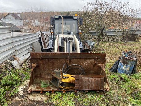 2012 Terex TLB 825, 4500000 рублей, вид 1