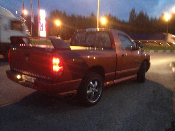 2005 Dodge RAM III (DR/DH), оранжевый - вид 6