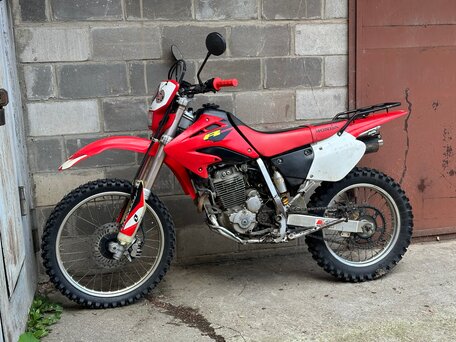 2004 Honda XR 250, красный, 333000 рублей, вид 5