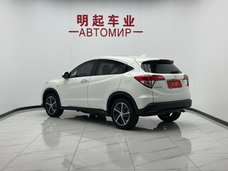 2022 Honda Vezel I Рестайлинг, белый, 1701000 рублей, вид 5