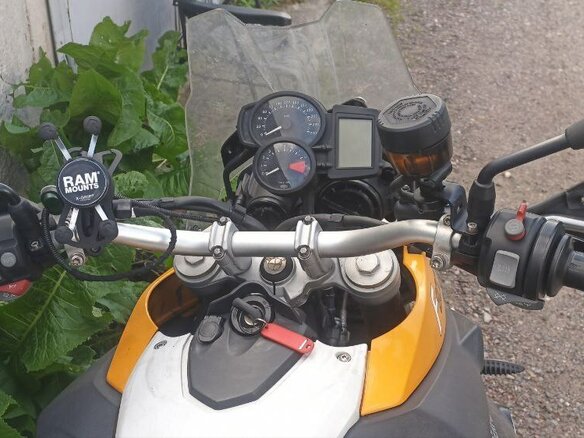 2010 BMW F 800 GS, белый, 590000 рублей - вид 6