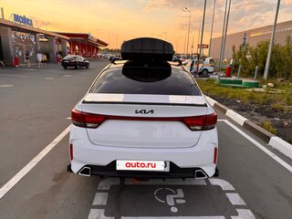 2021 Kia Rio IV Рестайлинг, белый, 1700000 рублей, вид 3