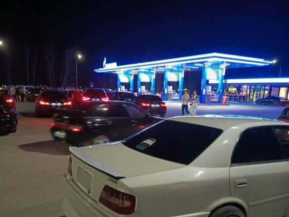 1997 Toyota Chaser VI (X100), белый, 1500000 рублей - вид 4