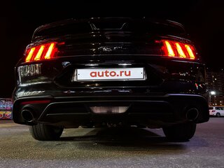 2018 Ford Mustang VI Рестайлинг, чёрный, 3600000 рублей, вид 2