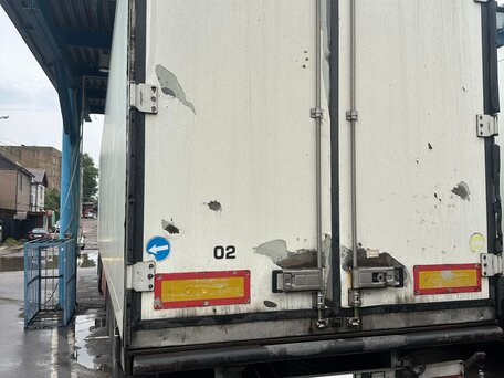 2005 Schmitz Cargobull SKO, белый, 2200000 рублей, вид 1