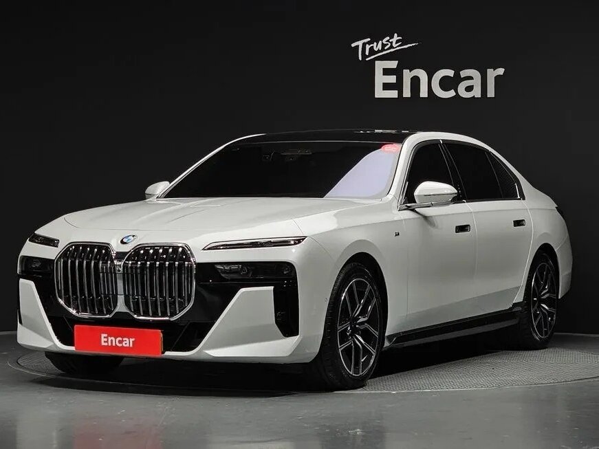 Открыть фотографии: BMW 7 серии VII (G70)