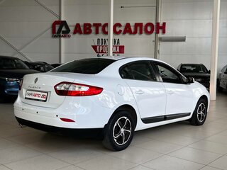 2010 Renault Fluence I, белый, 760000 рублей, вид 5
