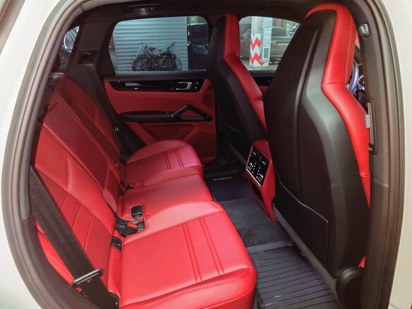 2019 Porsche Cayenne III, белый, 9900000 рублей - вид 20
