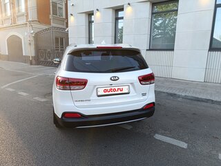 2017 Kia Sorento III Prime, белый, 2920000 рублей, вид 3