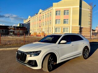 2019 Audi Q8 55 TFSI I (4M), белый, 5850000 рублей, вид 5