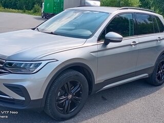 2020 Volkswagen Tiguan II, серый, 2465000 рублей, вид 3