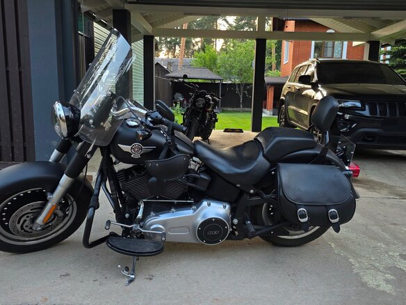 2012 Harley-Davidson Fat Boy, чёрный, 1330000 рублей - вид 1