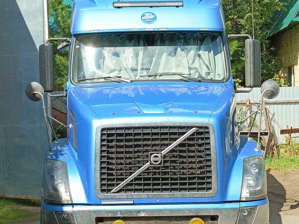 2008 Volvo VNL, голубой, 4780000 рублей - вид 10