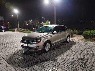 2015 Volkswagen Polo V Рестайлинг, бежевый, 1000000 рублей, вид 1