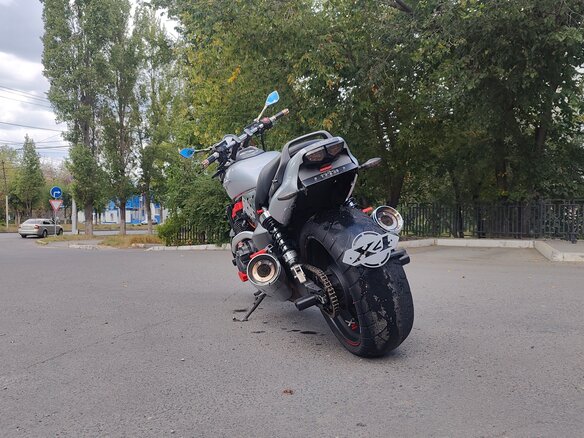 1999 Honda X4, серебристый, 450000 рублей - вид 7