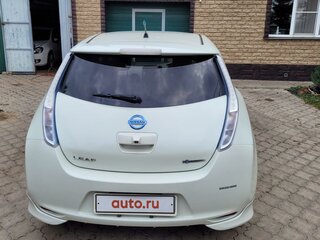 2012 Nissan Leaf I (ZE0/AZE0), белый, 730000 рублей, вид 2