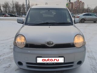 2004 Toyota Sienta I, серебристый, 400000 рублей, вид 1