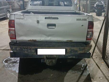 2013 Toyota Hilux, серебристый, 960000 рублей, вид 2