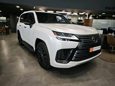 Lexus LX IV