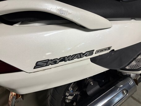 2005 Suzuki Burgman (SkyWave) 250, белый, 160000 рублей, вид 5