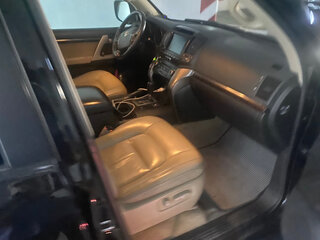 2010 Toyota Land Cruiser 200 Series, чёрный, 3100000 рублей, вид 4