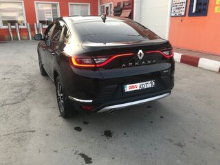 2021 Renault Arkana I, чёрный, 1850000 рублей, вид 3