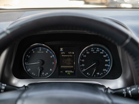 2019 Toyota RAV4 IV (XA40) Рестайлинг, белый, 2225000 рублей - вид 19