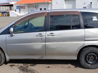 2003 Nissan Liberty, серебристый, 450000 рублей, вид 2