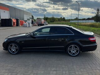 2009 Mercedes-Benz E-Класс 250 5G-Tronic IV (W212, S212, C207), чёрный, 1150000 рублей, вид 3