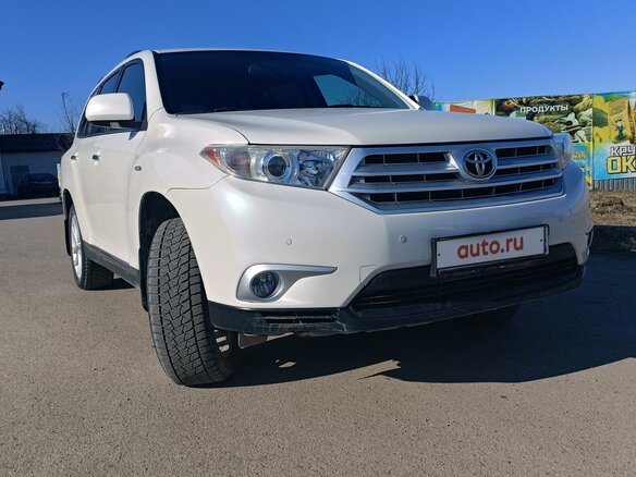 2012 Toyota Highlander II (XU40) Рестайлинг, белый, 2350000 рублей - вид 2