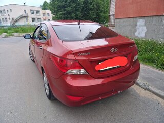 2011 Hyundai Solaris I, красный, 620000 рублей, вид 4