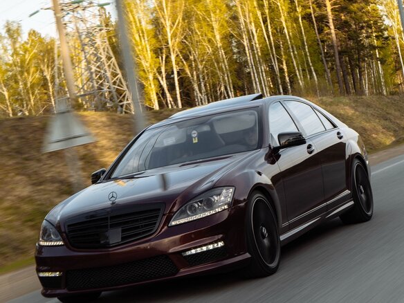 2007 Mercedes-Benz S-Класс 550 V (W221), красный, 2150000 рублей - вид 33